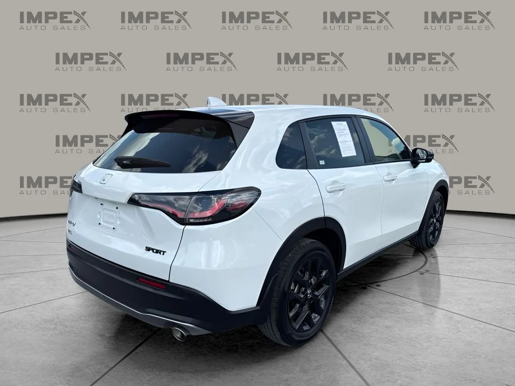 Used 2025 White Honda Sport image 3