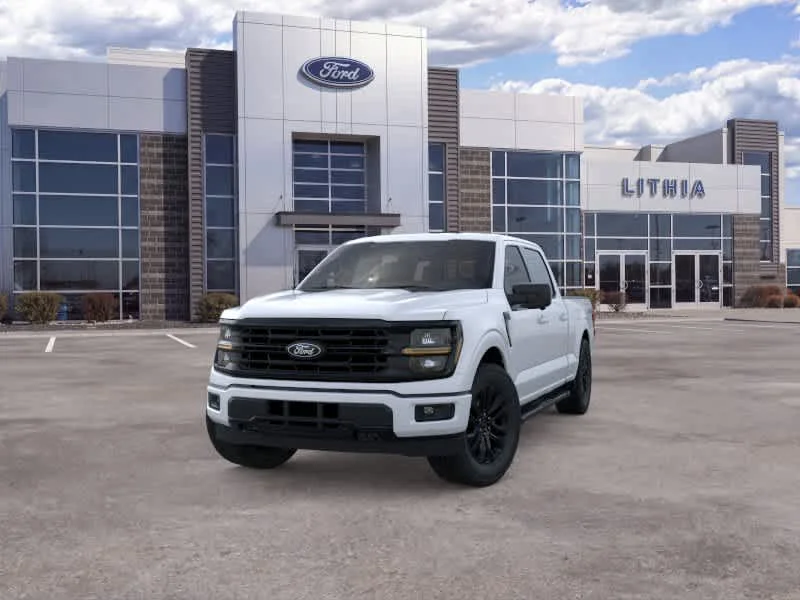 New 2026 Oxford White Ford XLT image 2