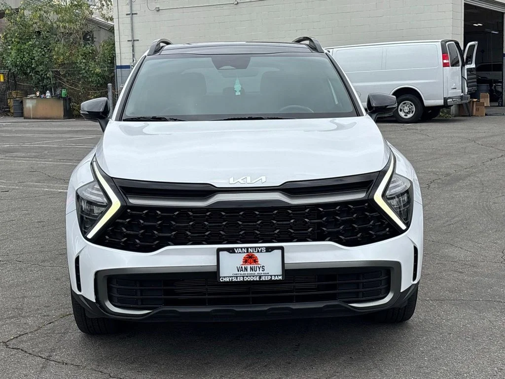 Used 2023 Glacial White Pearl Kia X-Line image 6