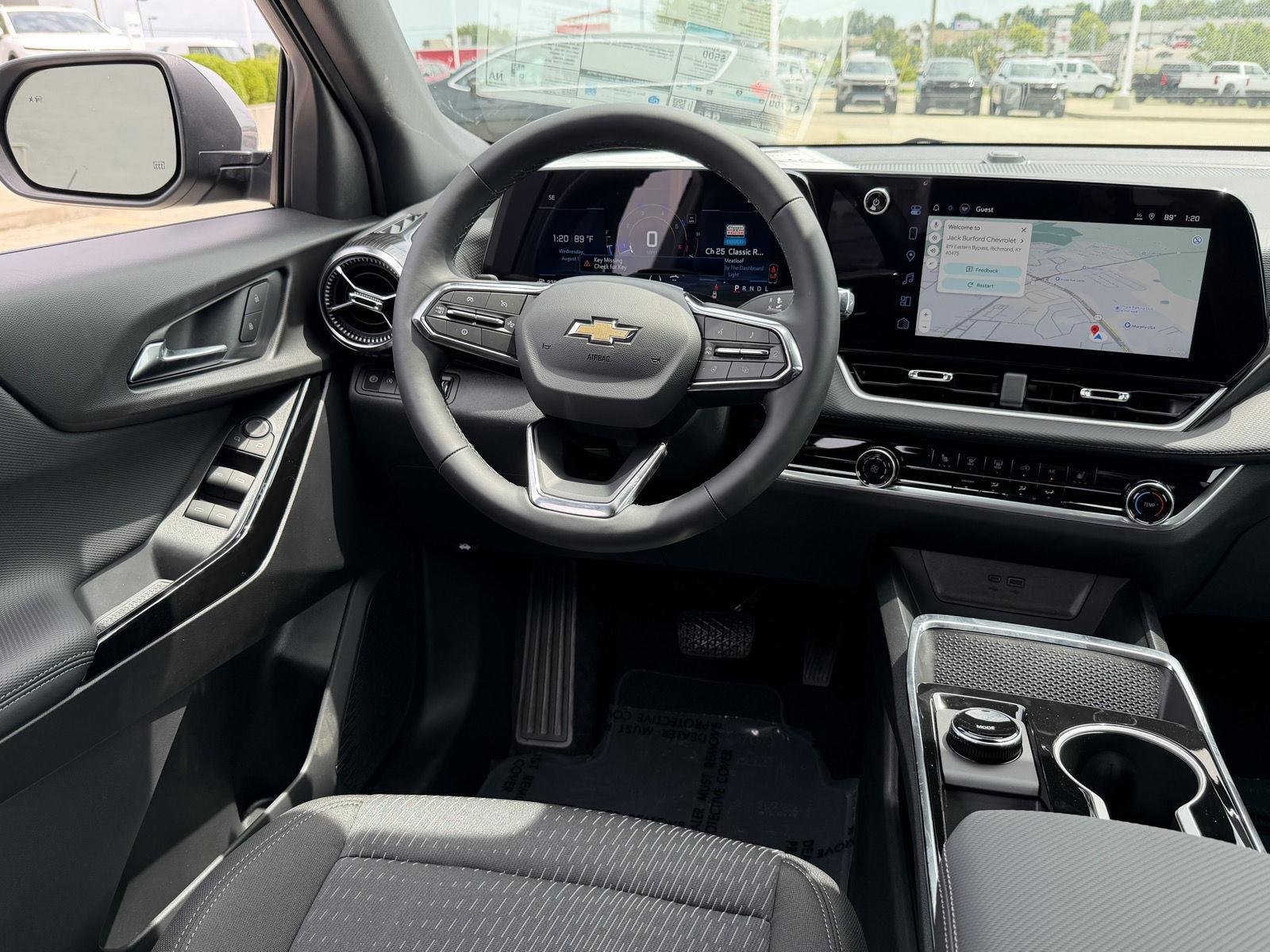 2027 Chevrolet Equinox LT - Photo 24
