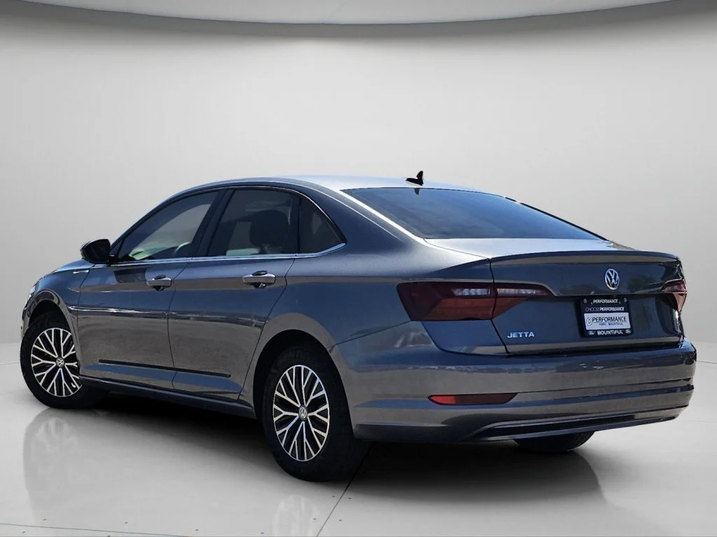 Used 2021 Platinum Gray Metallic Volkswagen 1.4T S image 21