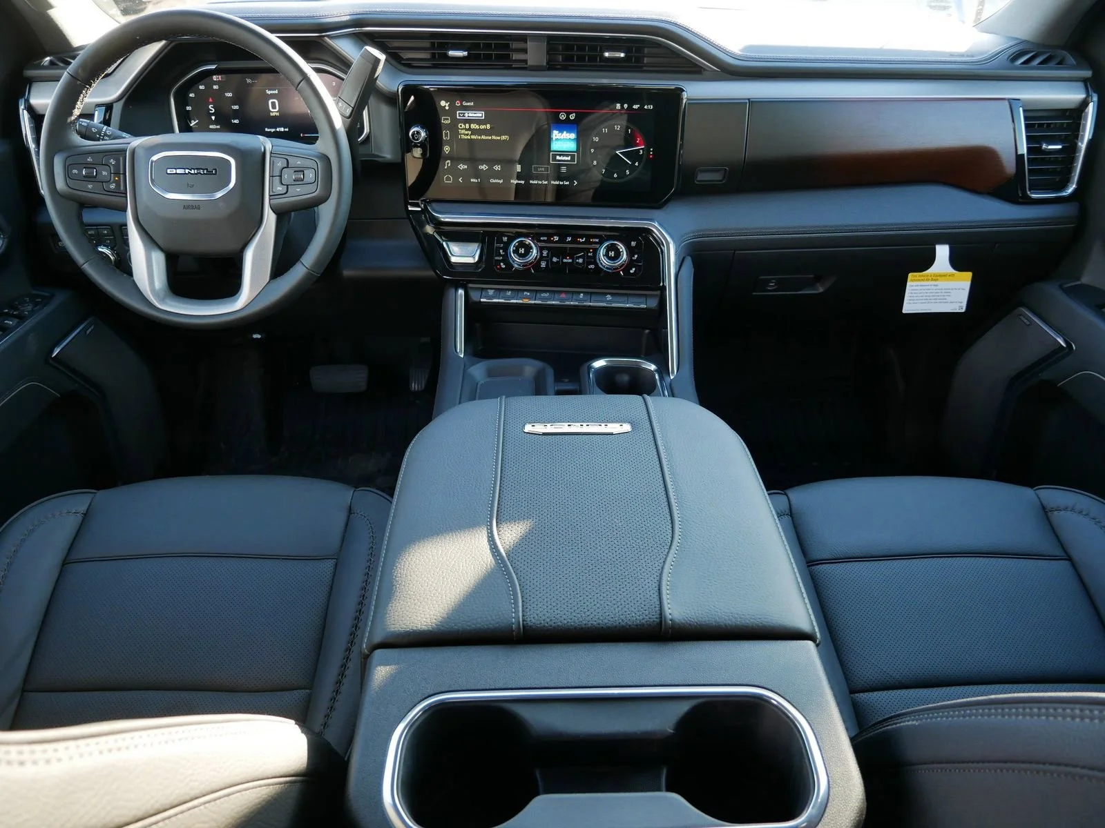 2026 GMC Sierra 3500HD Denali - Photo 7