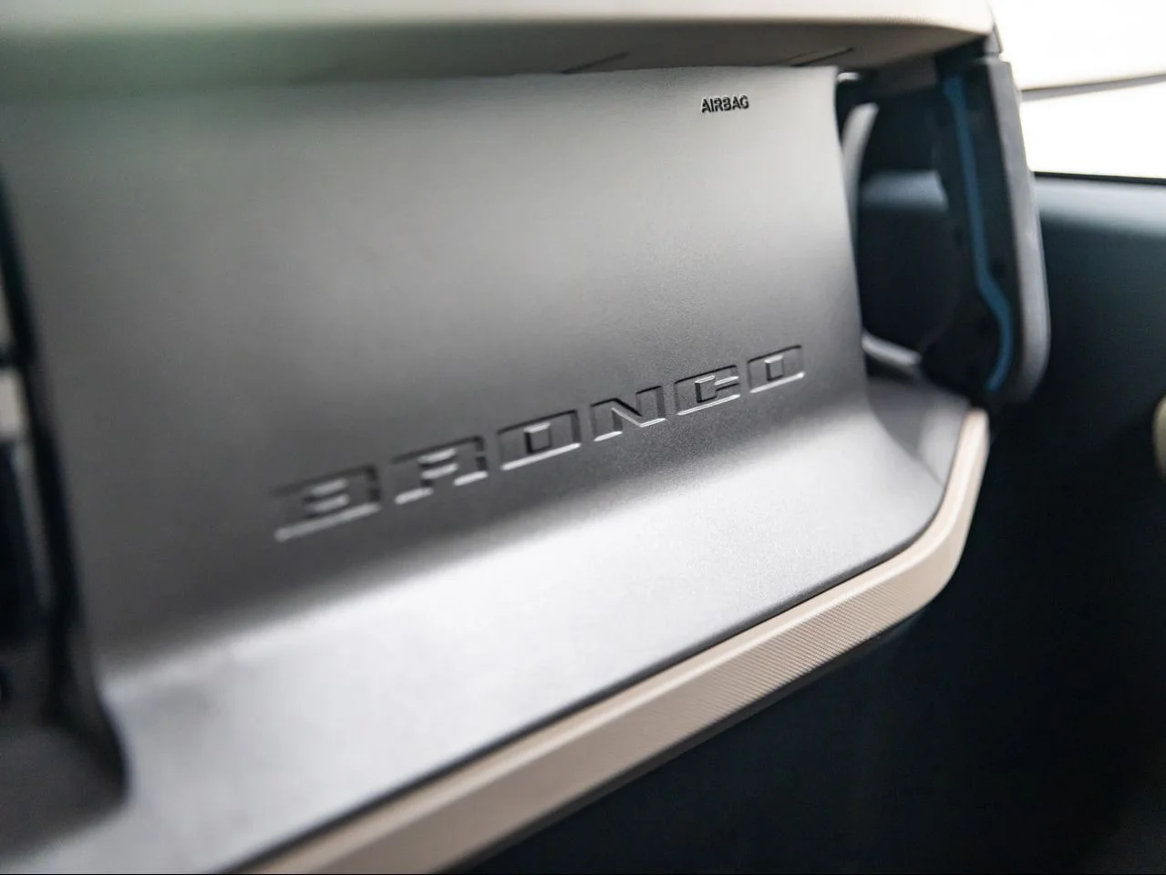 Used 2024 Cactus Gray Ford Wildtrak image 33