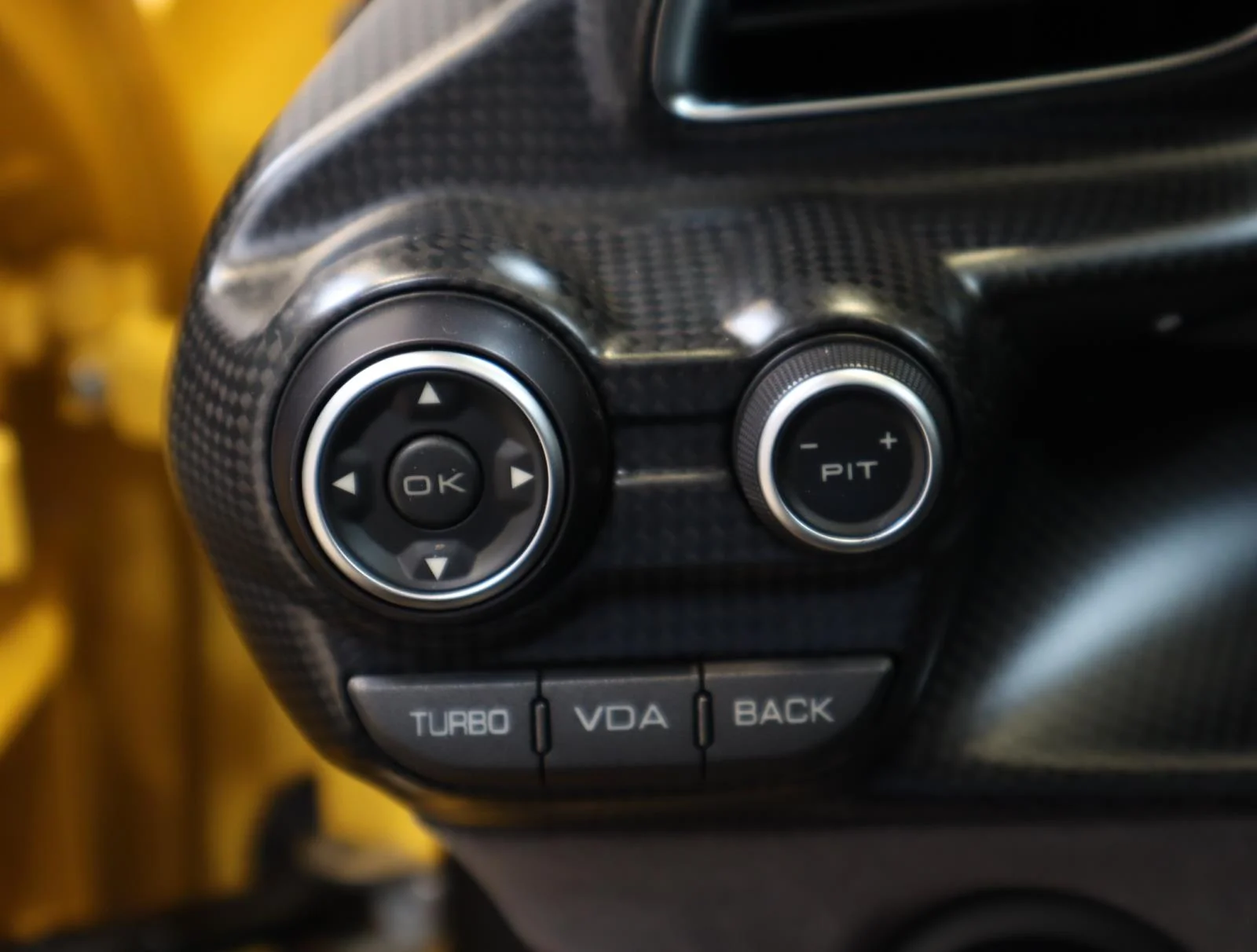 Used 2019 Giallo Modena Ferrari Coupe image 29