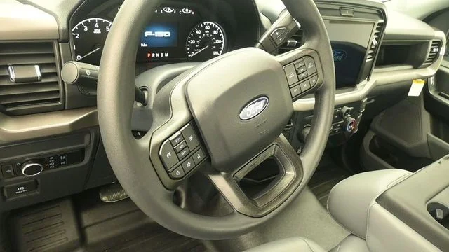 New 2026 Oxford White Ford XL image 13