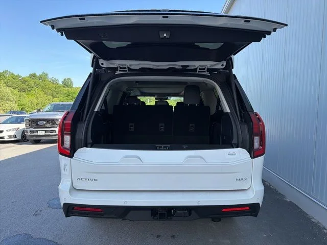 New 2026 Star White Metallic Tri-Coat Ford MAX Active image 21