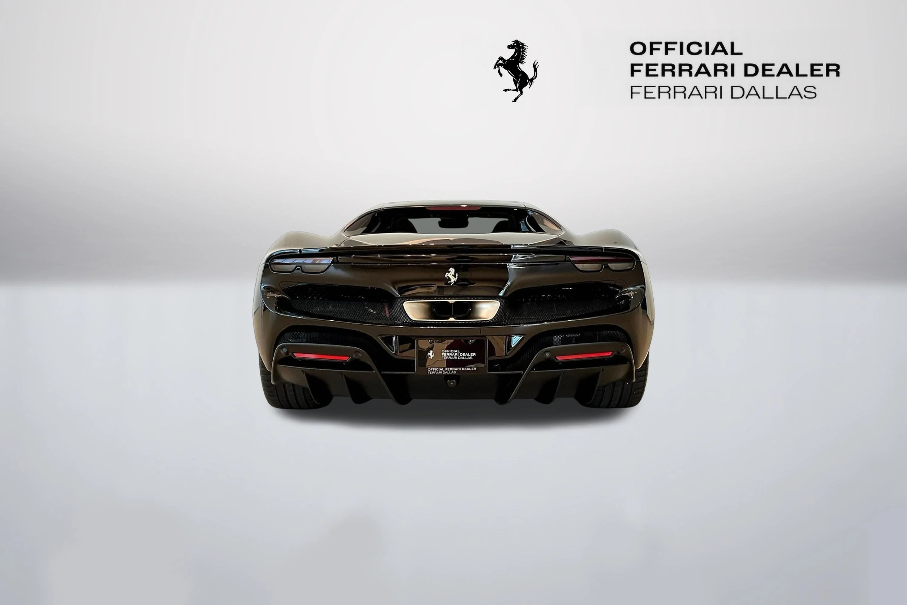 Used 2022 Nero Ferrari  image 6