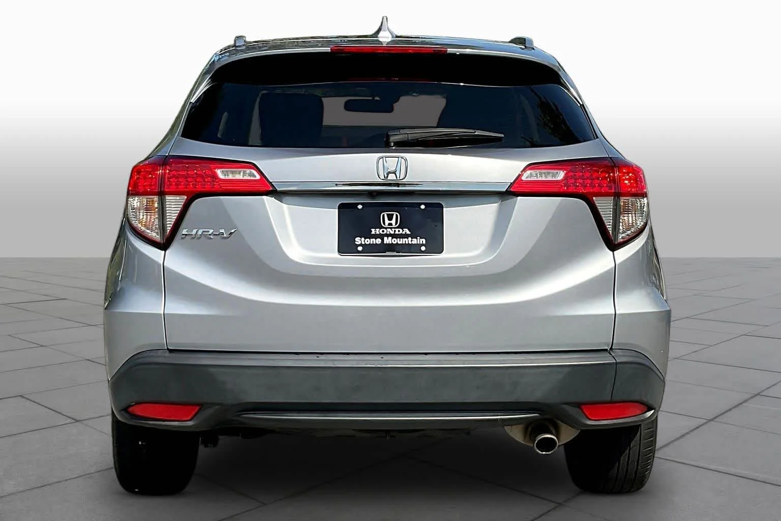 Used 2022 Lunar Silver Metallic Honda EX image 5