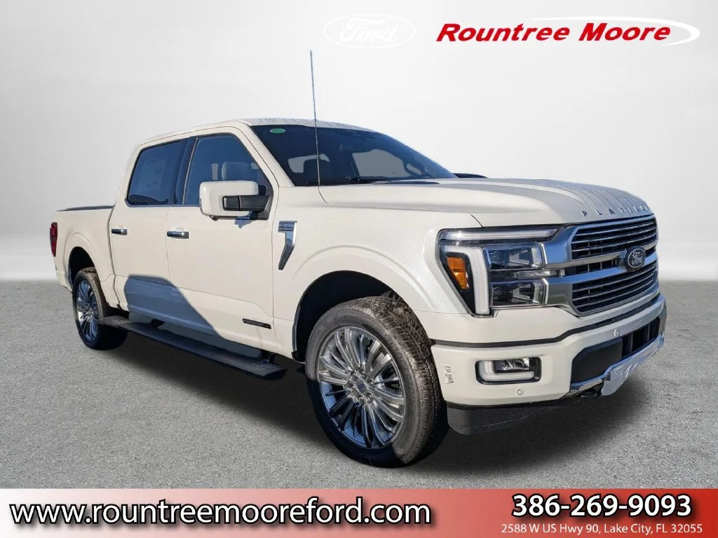 New 2026 Star White Metallic Tri-Coat Ford Platinum® image 1