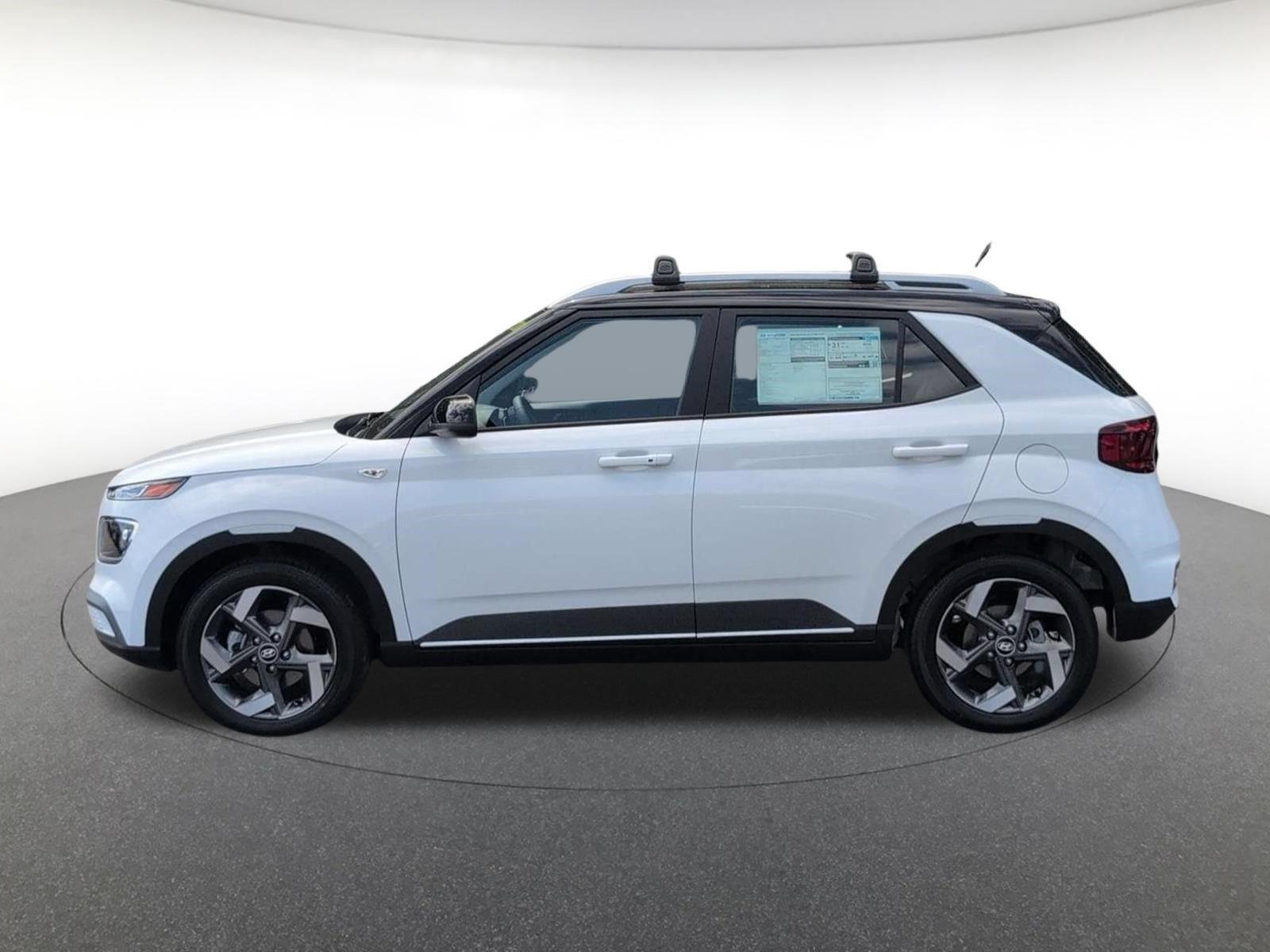 New 2026 Lunar White w/Black Roof Hyundai SEL image 5