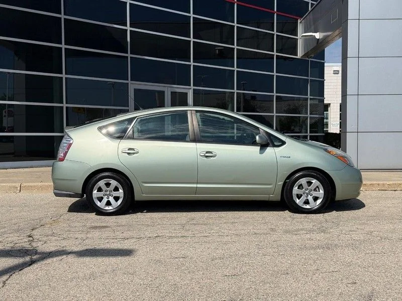Used 2008 Toyota Prius Standard with VIN JTDKB20U583341356 for sale in Milwaukee, WI