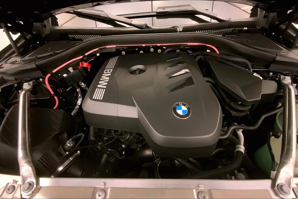 Used 2026 Dark Graphite Metallic BMW  image 8