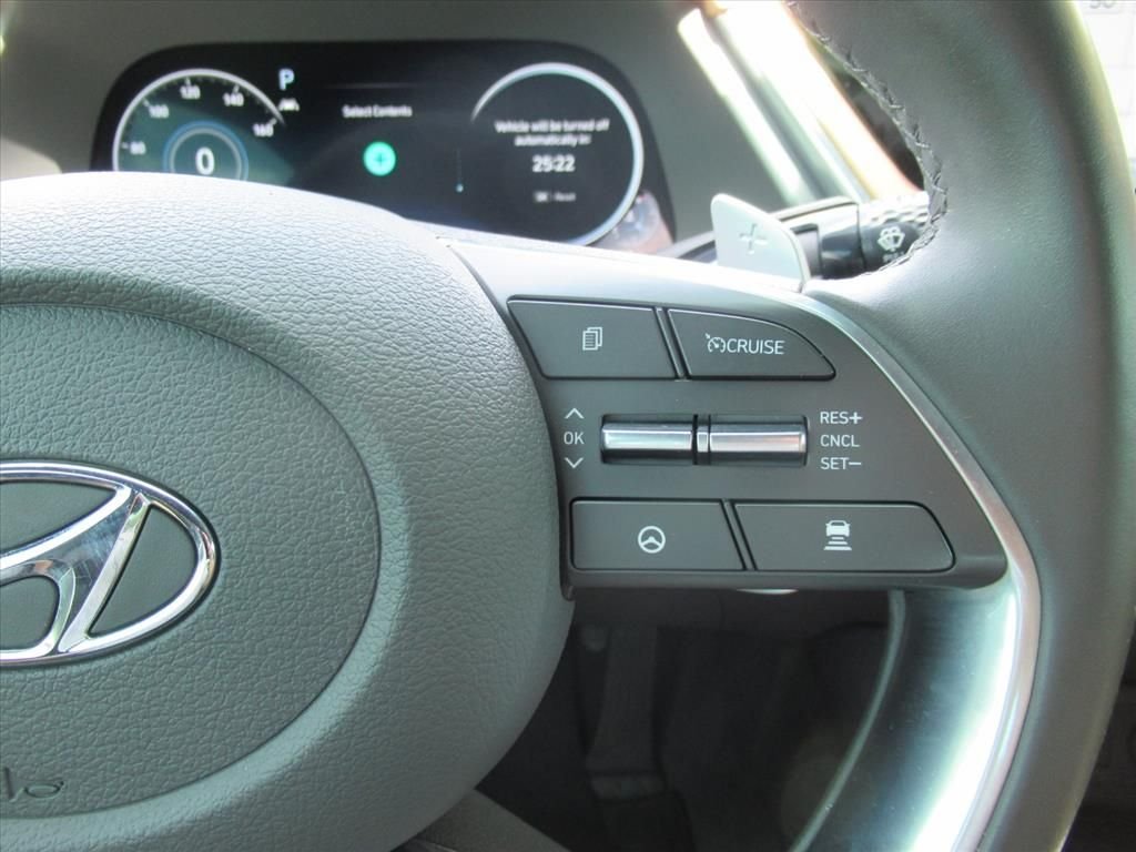 Used 2021 Blue Hyundai Limited image 24