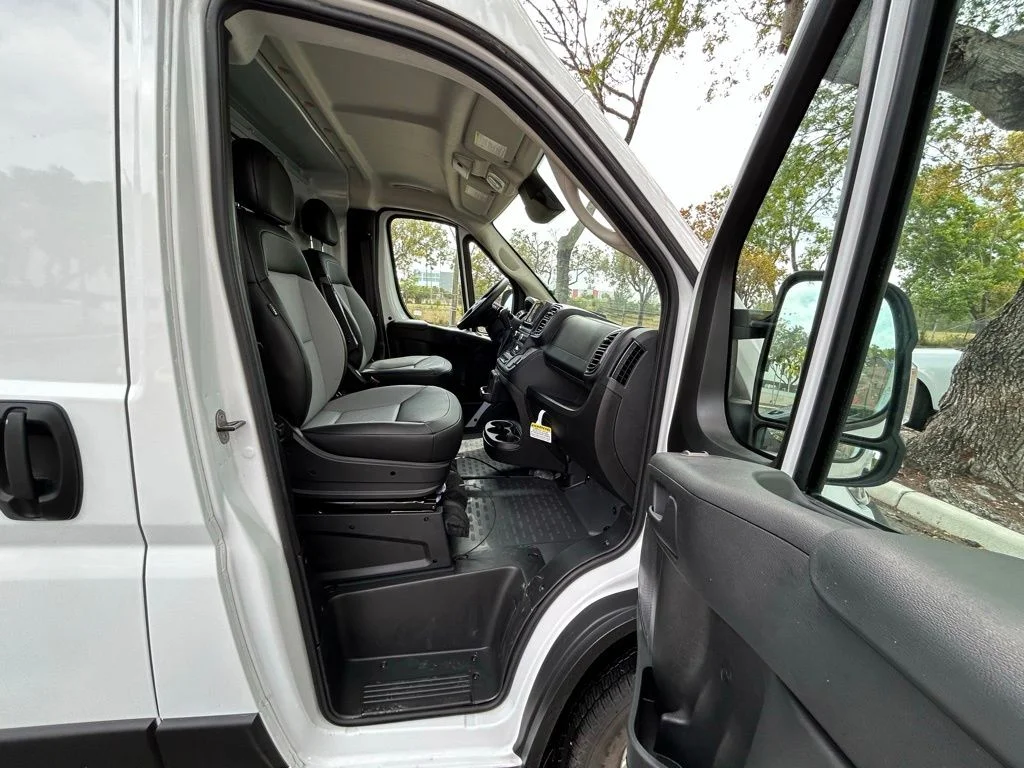Used 2024 White Ram Super High Roof image 21