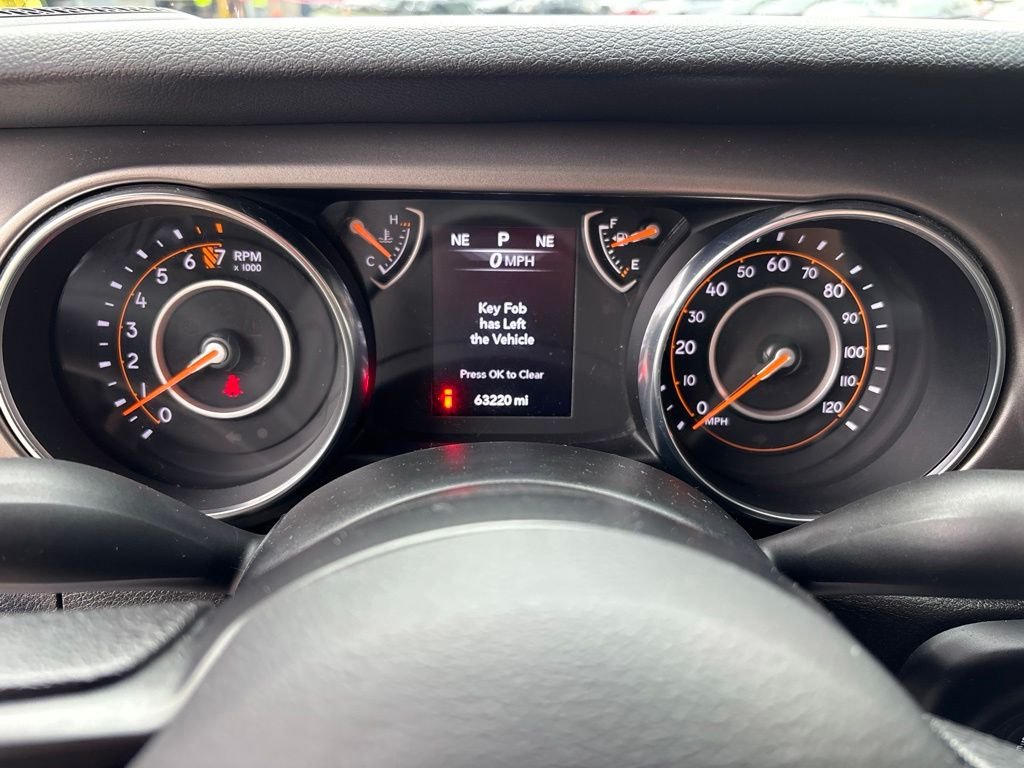 Used 2020 White Jeep Sport image 19