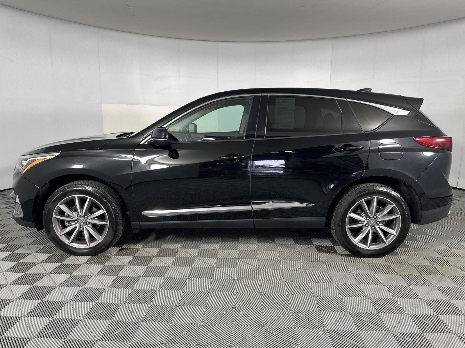 Used 2021 Majestic Black Pearl Acura SH-AWD w/Tech image 6