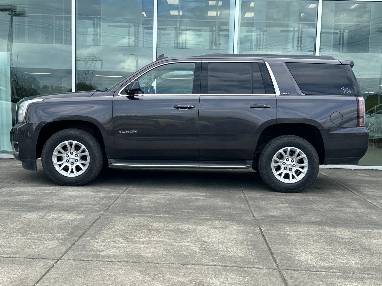 Used 2015 Iridium Metallic GMC SLT image 6