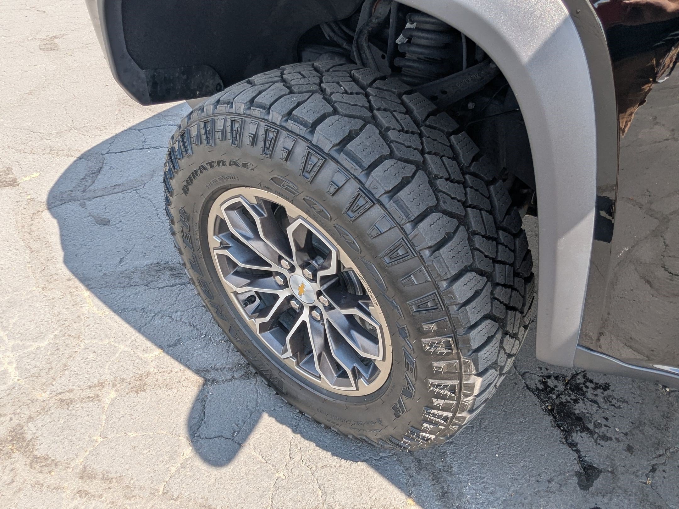 Used 2022 Black Chevrolet 4WD ZR2 image 36
