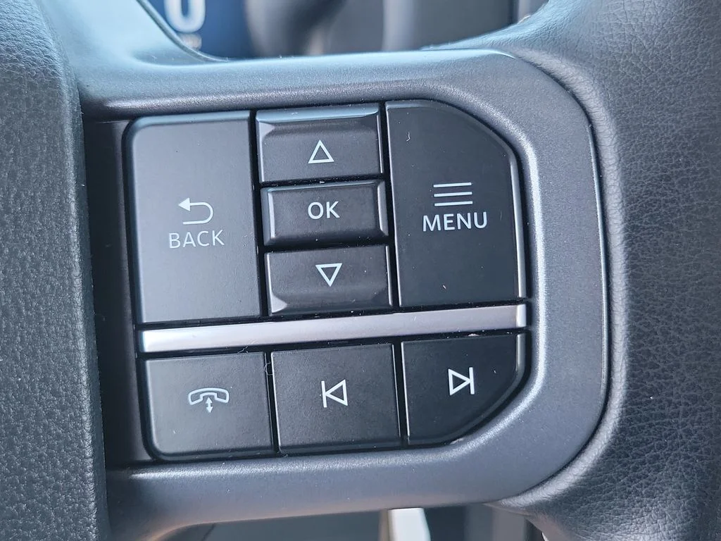 Used 2024 Black Metallic Ford XLT image 6