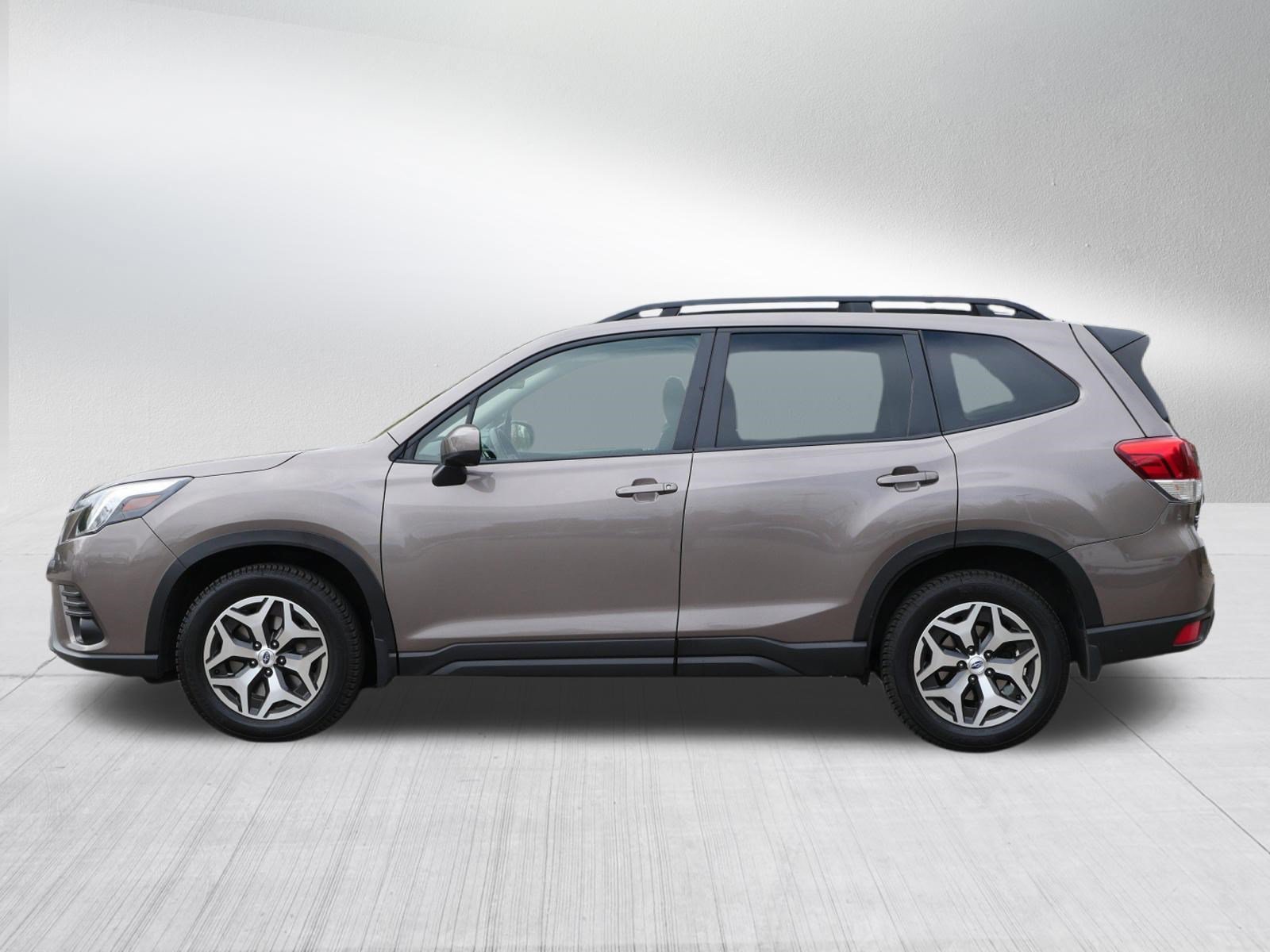 Certified Used 2024 Brilliant Bronze Metallic Subaru Premium image 4