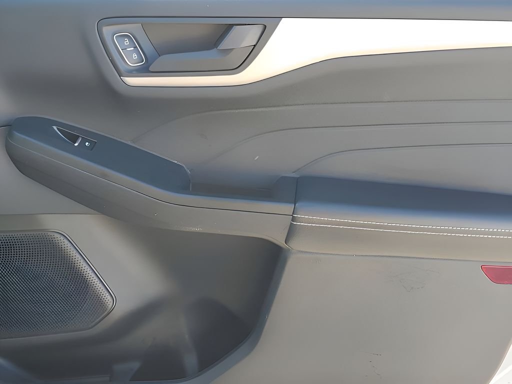 2022 Ford Escape S - Photo 32
