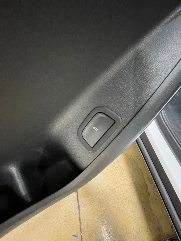 2025 GMC Acadia Elevation - Photo 13