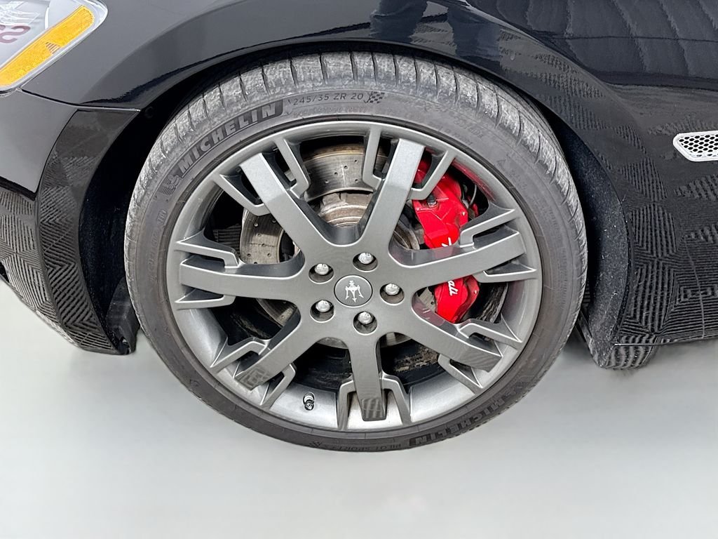 Used 2013  Maserati Sport image 37