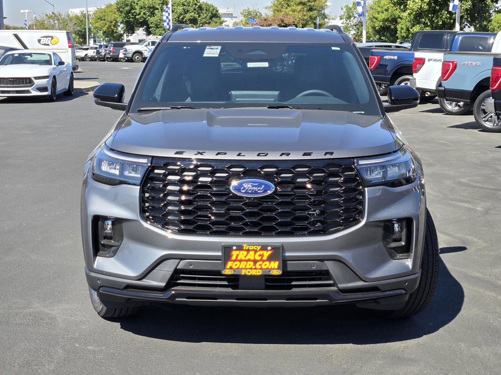 New 2026 Carbonized Gray Metallic Ford ST-Line image 2