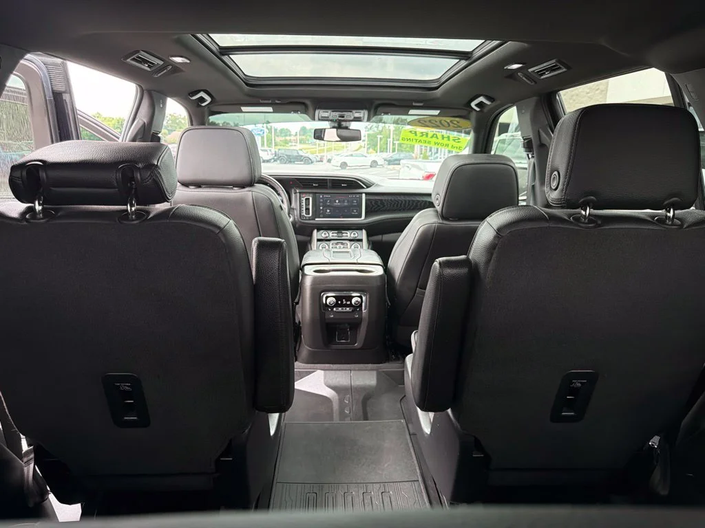 Used 2022 Midnight Blue Metallic GMC Denali image 13