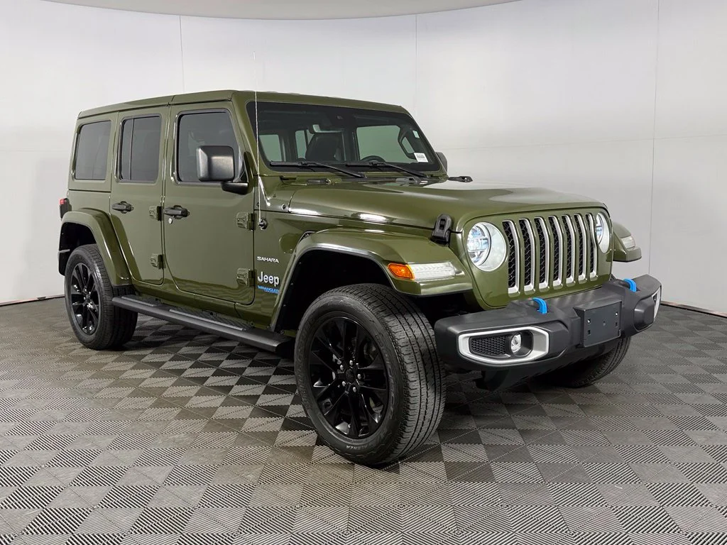 Used 2022 Green Jeep Unlimited Sahara 4xe image 4