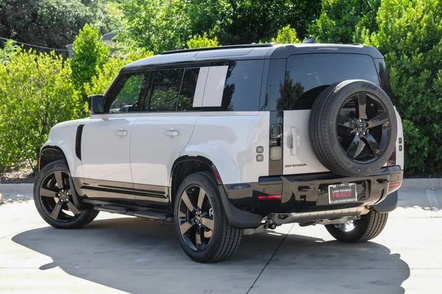 New 2026 Borasco Grey Land Rover X-Dynamic SE image 10