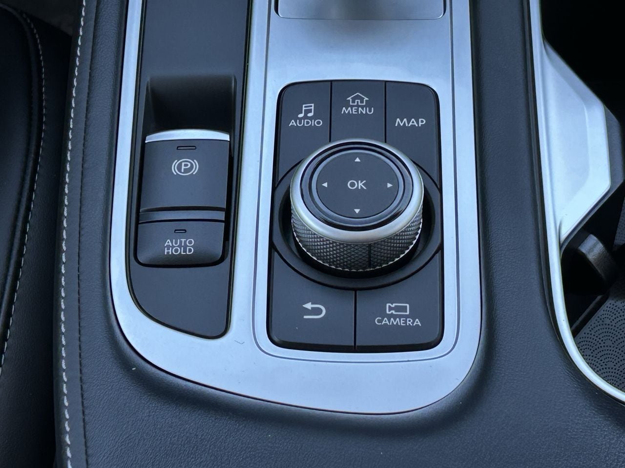 New 2027 HARBOR GRAY INFINITI LUXE image 22
