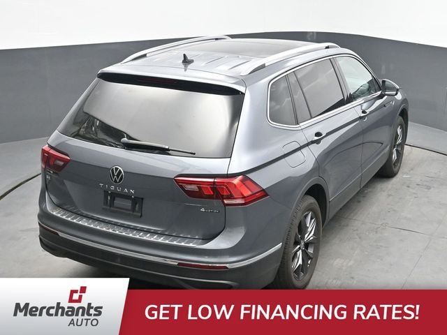 Used 2023 White Volkswagen 2.0T SE image 28