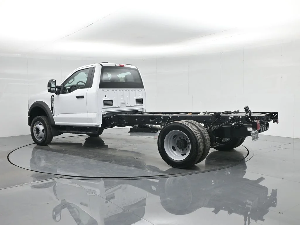 New 2026 Oxford White Ford XL image 18