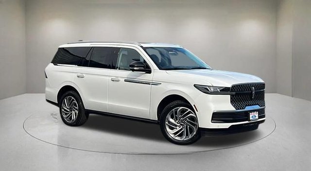 2026 Lincoln Navigator L Reserve