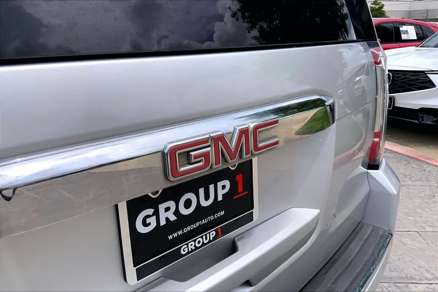 Used 2016 Quicksilver Metallic GMC Denali image 30
