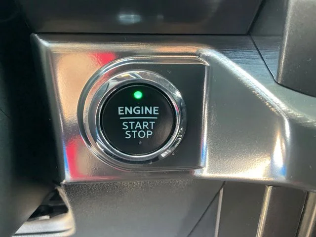 Used 2023 White Ford Lariat image 12