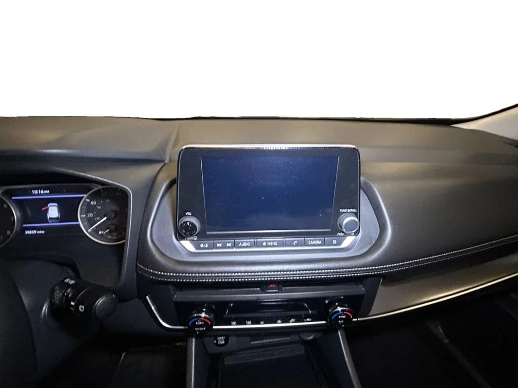 Used 2025 Deep Ocean Blue Pearl Nissan SV image 11