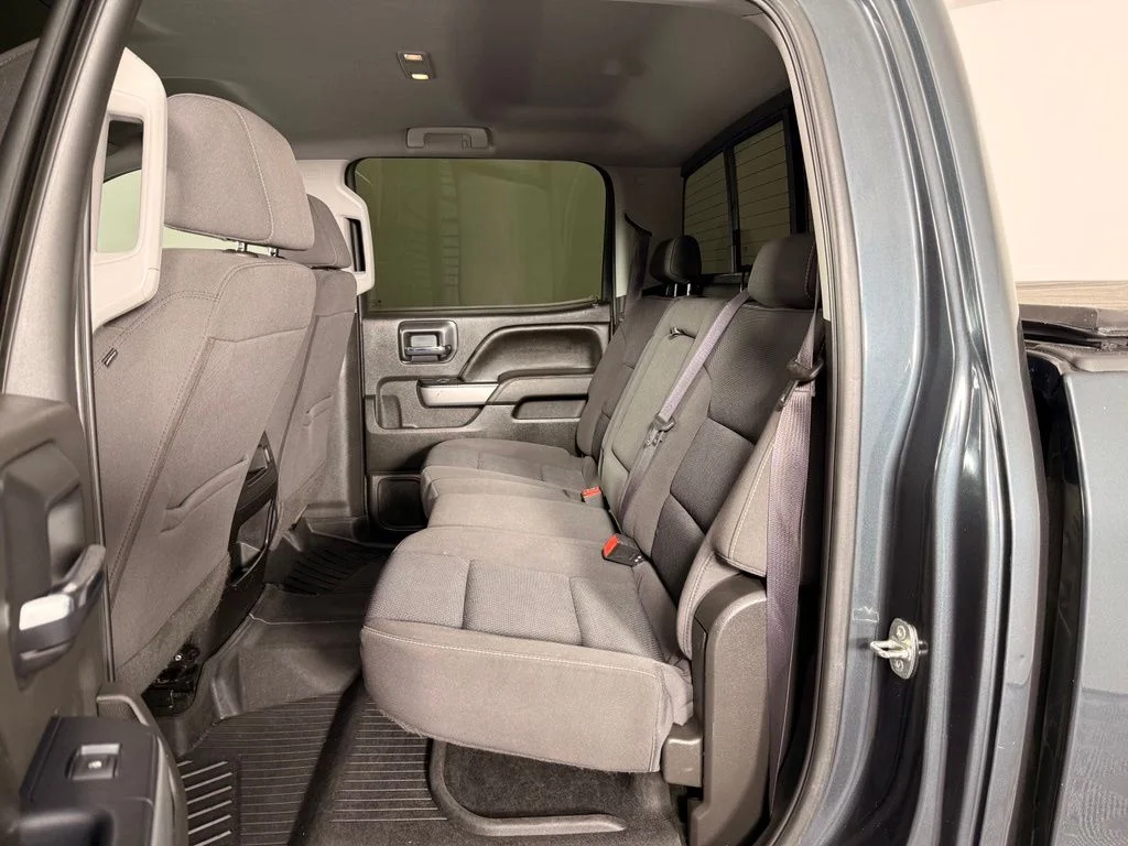 Used 2017 Gray Chevrolet LT image 17