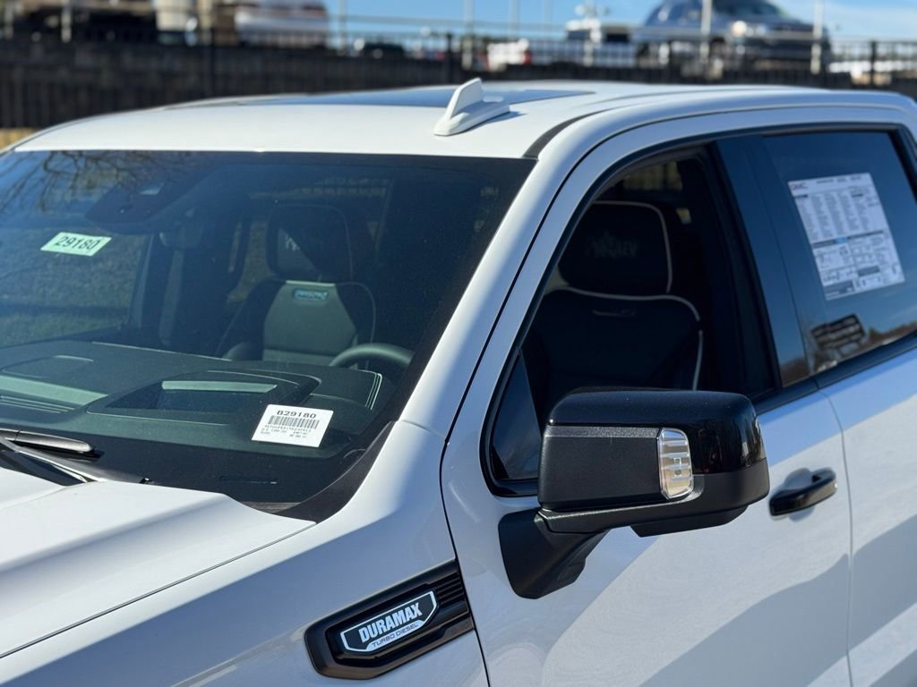 2026 GMC Sierra 1500 AT4X - Photo 11