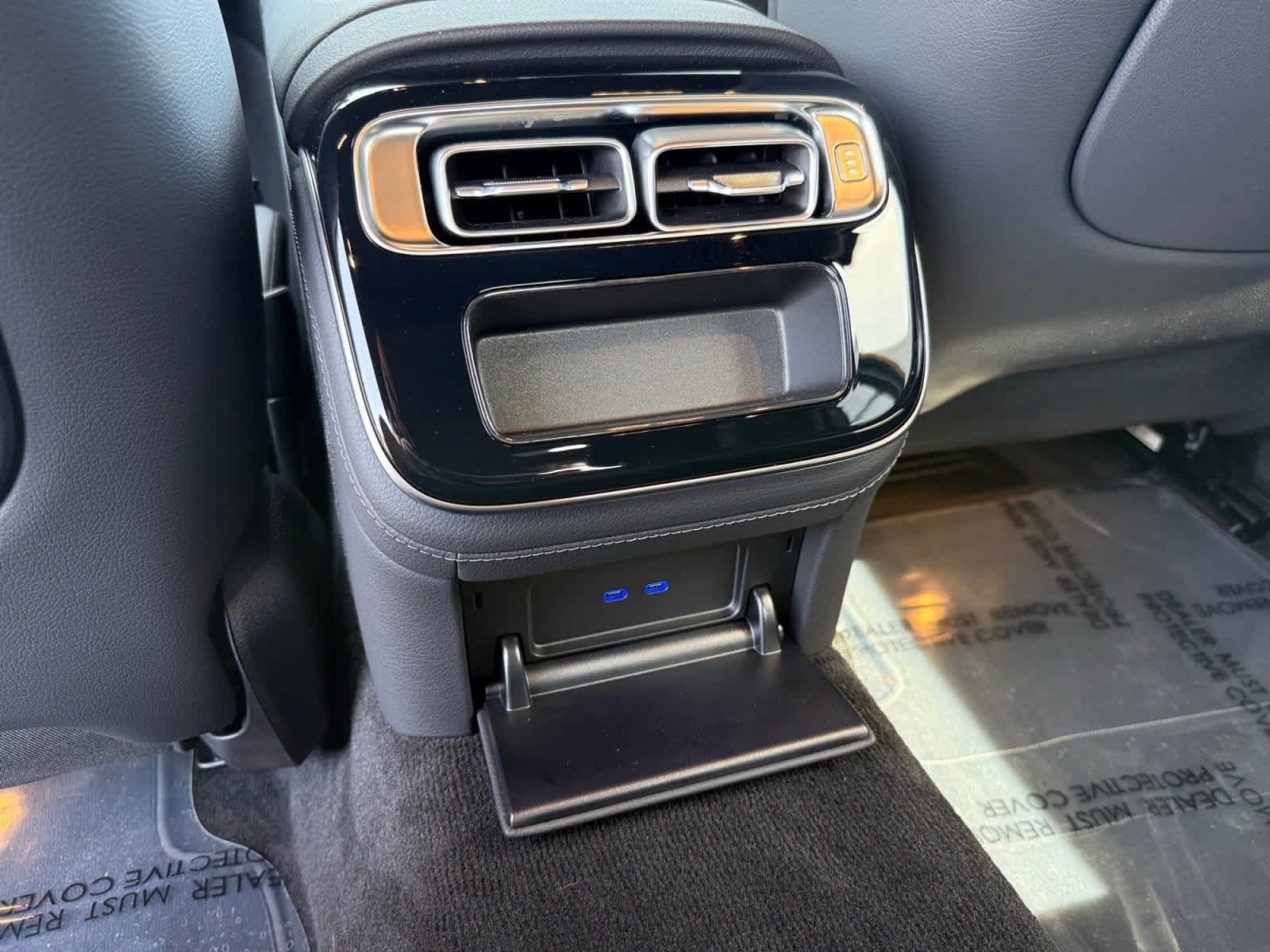 New 2026 MANUFAKTUR Moonlight White Metallic Mercedes-Benz S 500 image 15
