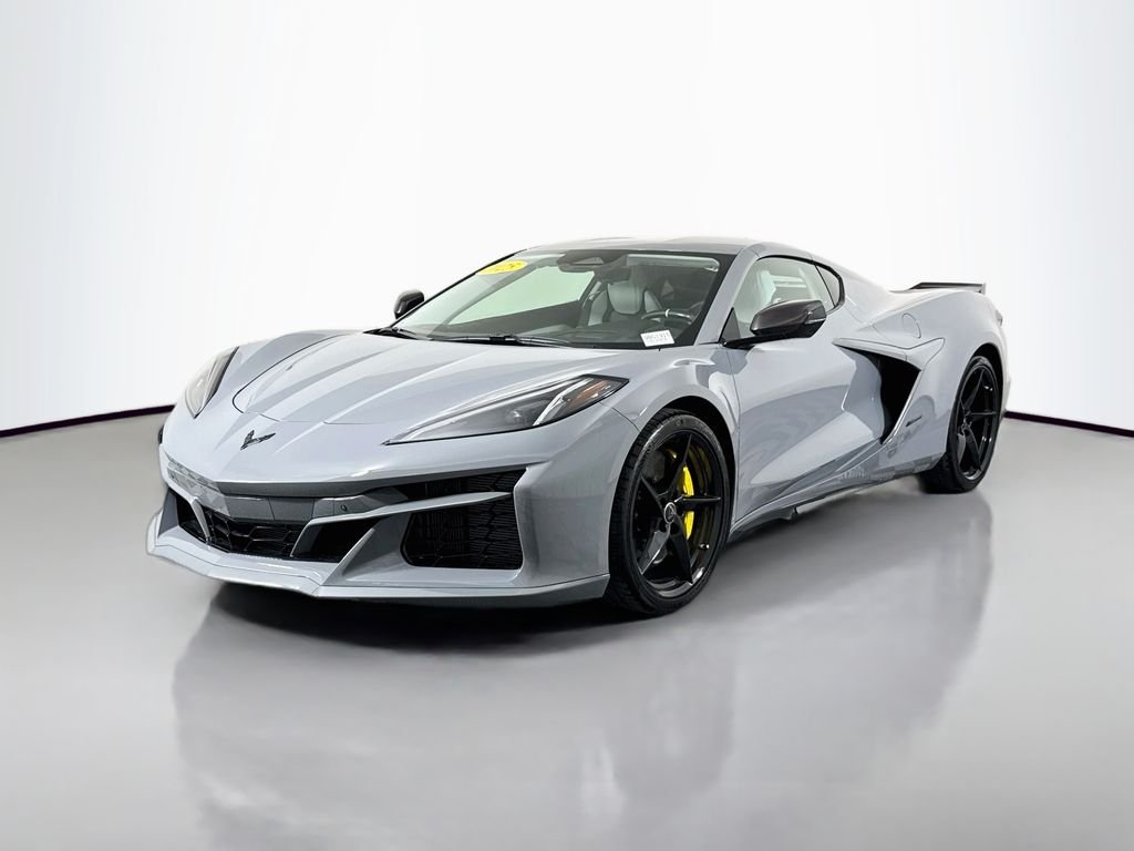 Used 2025 Gray Chevrolet E-Ray image 3