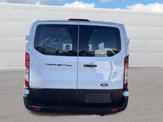 New 2026 Oxford White Ford Cargo Van image 3