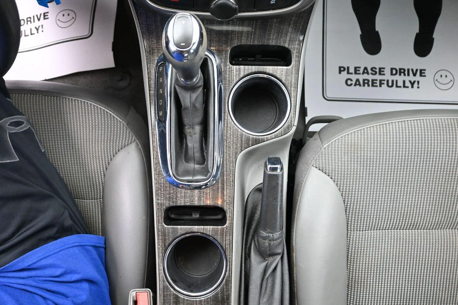 Used 2015 ASHEN GRAY METALLIC Chevrolet LT image 23