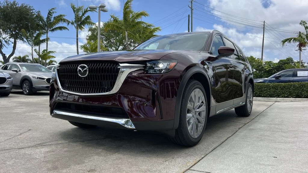 2025 Mazda CX-90 Premium Plus Package - Photo 31