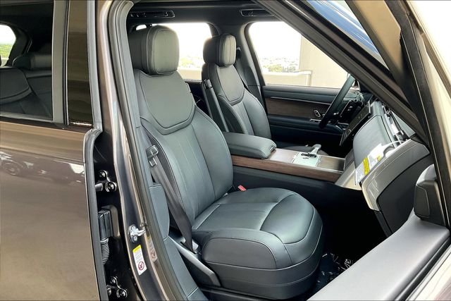 2025 Land Rover Range Rover SE - Photo 11