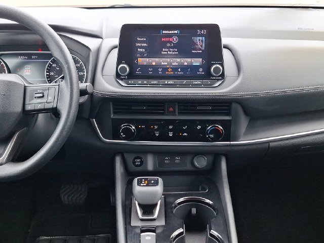 Used 2025 White Nissan S image 18