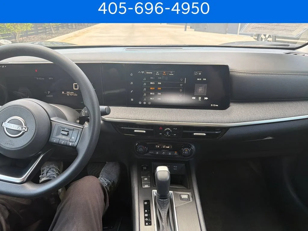 Pre-Owned 2026 Nissan Kicks SV