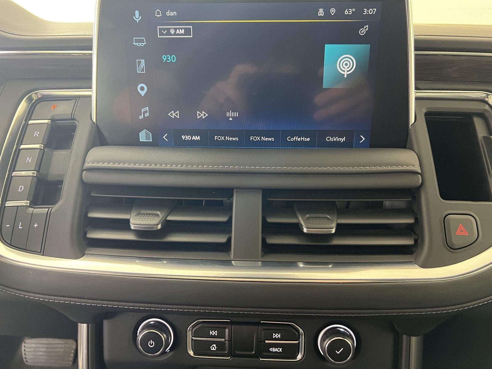 Used 2024 Summit White Chevrolet Z71 image 15