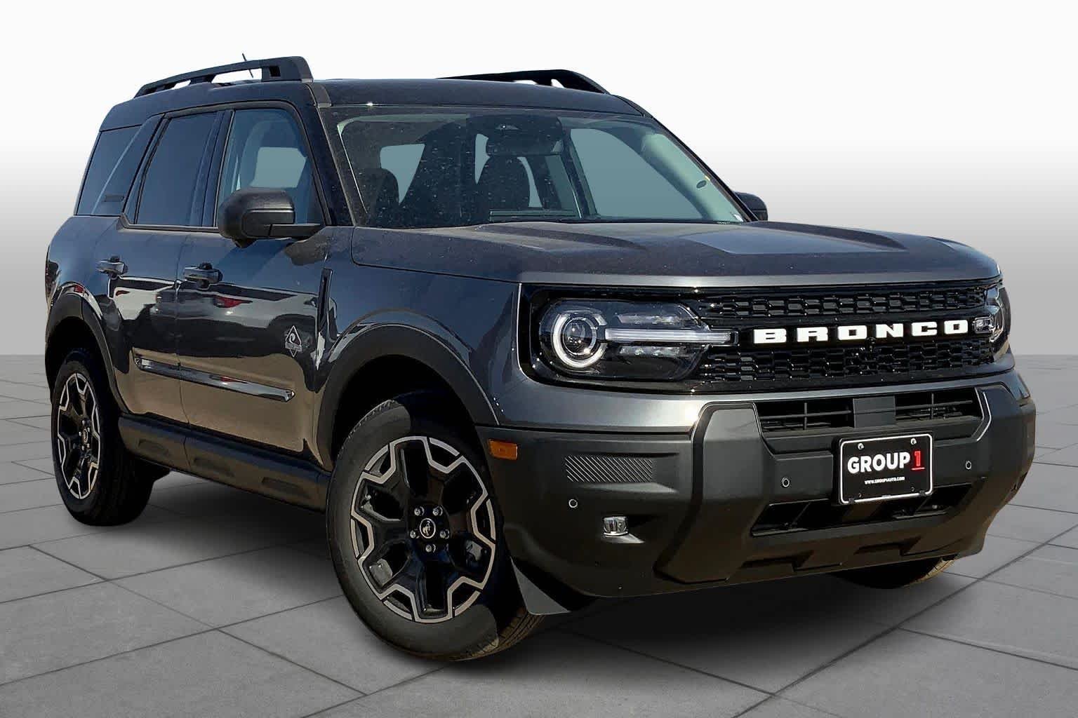 New 2025 Carbonized Gray Metallic Ford Outer Banks® image 2